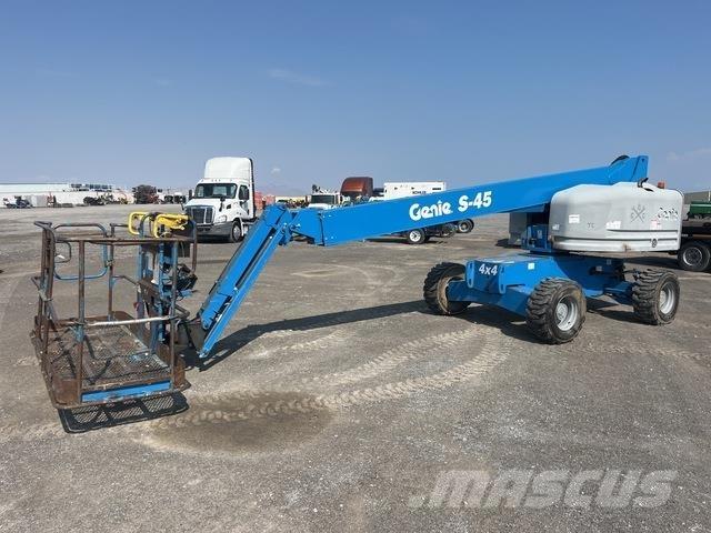 Genie S-45 Teleskop bomliftar