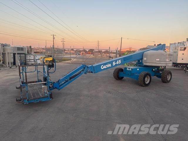 Genie S-45 Teleskop bomliftar