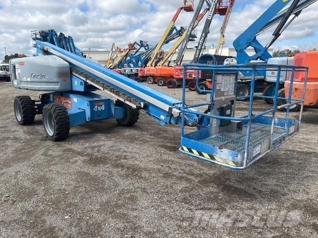 Genie S-60X Teleskop bomliftar