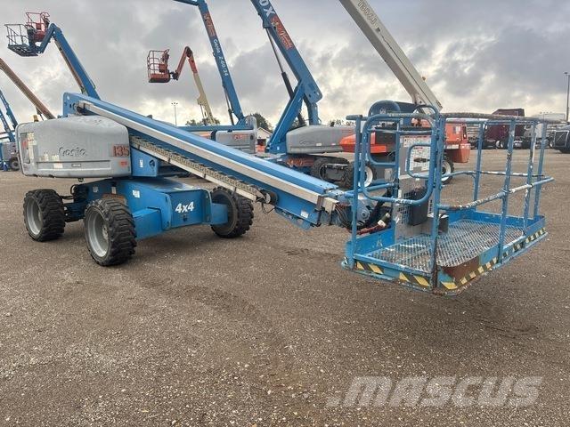 Genie S-60X Teleskop bomliftar