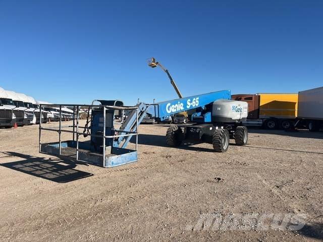 Genie S-65 Teleskop bomliftar