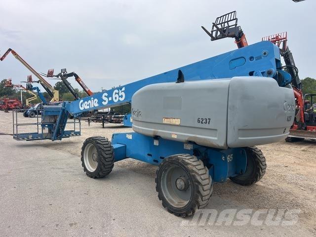 Genie S-65 Teleskop bomliftar