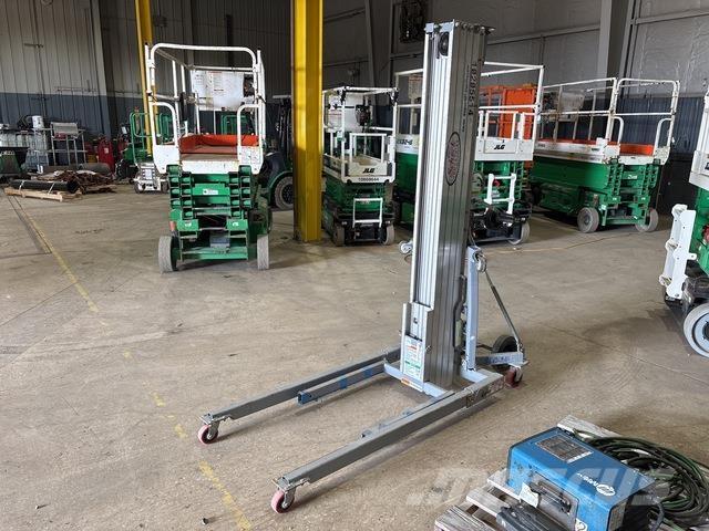 Genie SLC-24 Lyftblock, vinschar och materialhissar