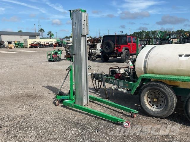 Genie SLC-24 Lyftblock, vinschar och materialhissar