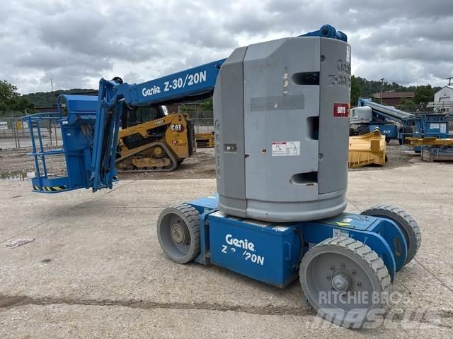 Genie Z30/20N Bomliftar