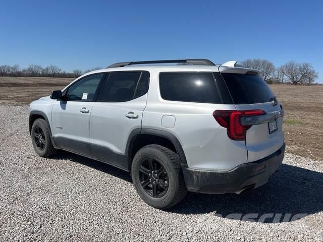 GMC Acadia Personbilar