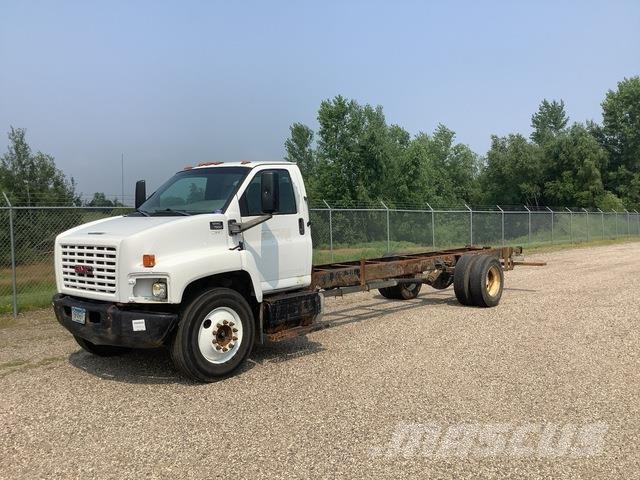 GMC C7500 Hytter och interiör