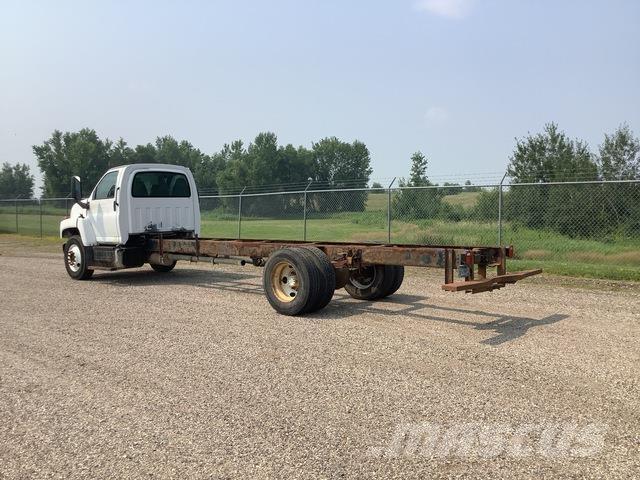 GMC C7500 Hytter och interiör