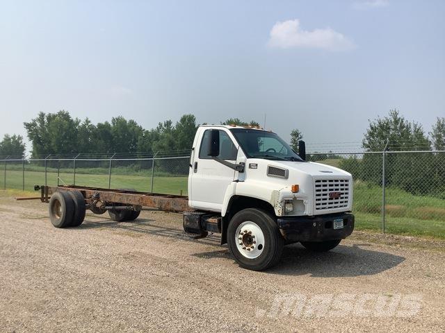 GMC C7500 Hytter och interiör