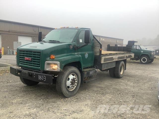 GMC C7500 Flakbilar