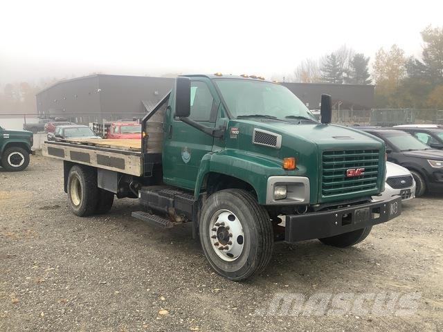 GMC C7500 Flakbilar