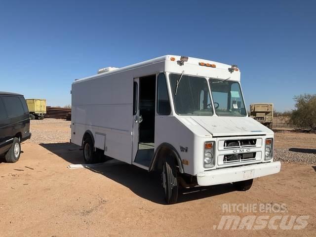 GMC P3500 Lätta skåpbilar