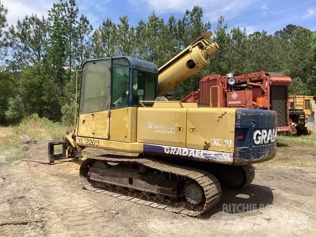Gradall XL2200 Bandgrävare