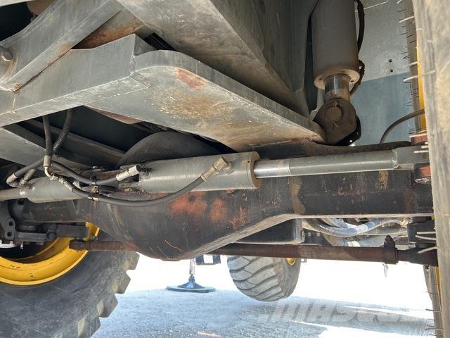 Grove RT700E Terrängkranar (Grov terräng)