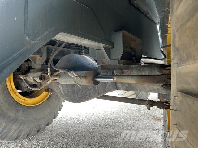 Grove RT700E Terrängkranar (Grov terräng)