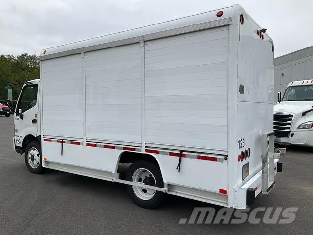 Hino 195H Lastbilar för dryckesleveranser