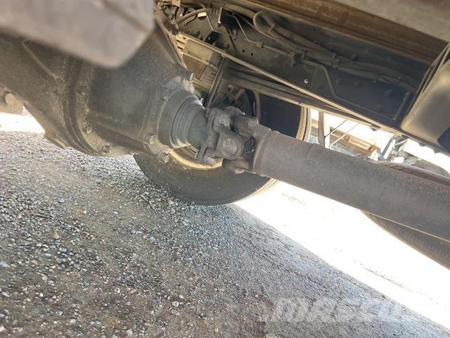 Hino 300 616 Skåpbilar Kyl/Frys/Värme