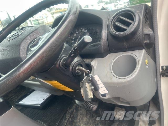 Hino 300 921 Vattentankbilar