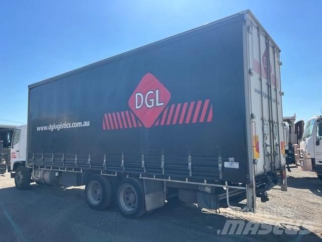 Hino FM1J Kapellbil