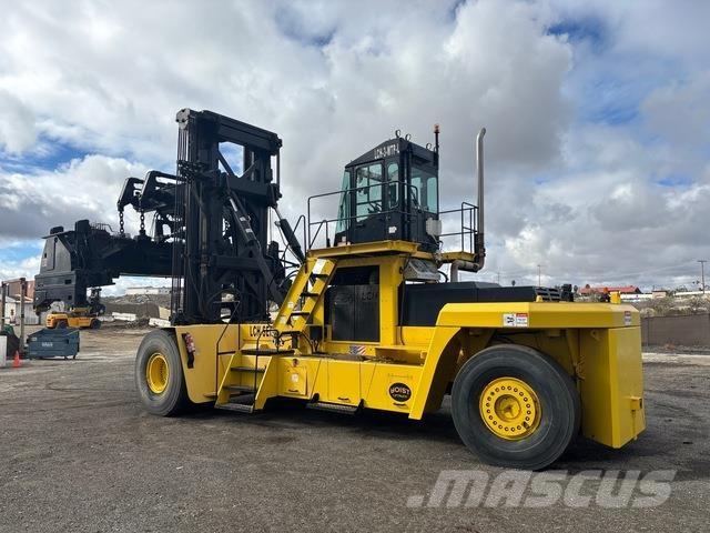 Hoist  Teleskopbomtruckar (Sträckstaplare)