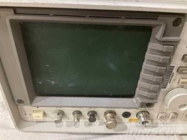 HP 8563A Entreprenad - Övrigt