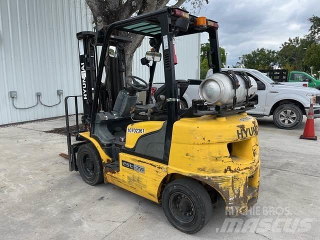 Hyundai 25L-7A Entreprenad - Övrigt