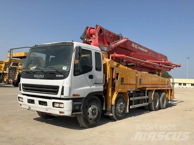 Isuzu CXH50T Lastbilar med betongpump