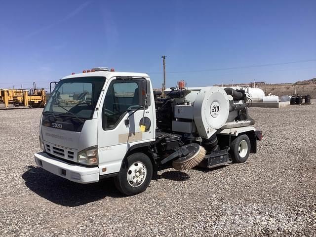Isuzu NPR Sopmaskiner