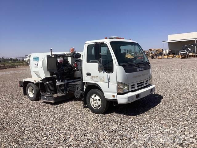 Isuzu NPR Sopmaskiner