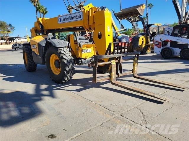 JCB 507-42 Teleskoplastare