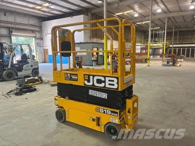 JCB S1930E Saxliftar