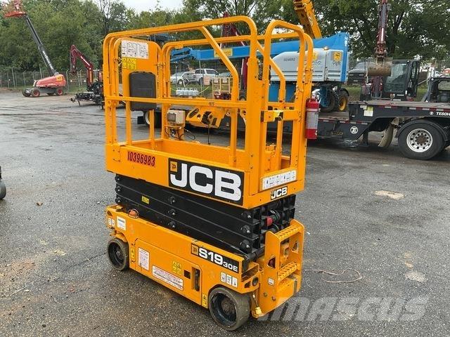 JCB S1930E Saxliftar