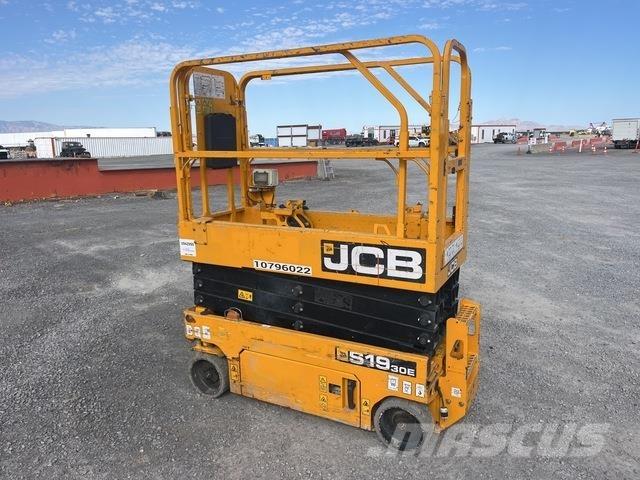 JCB S1930E Saxliftar