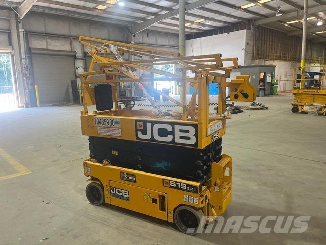 JCB S1932E Saxliftar