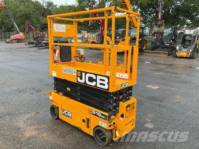 JCB S1932E Saxliftar