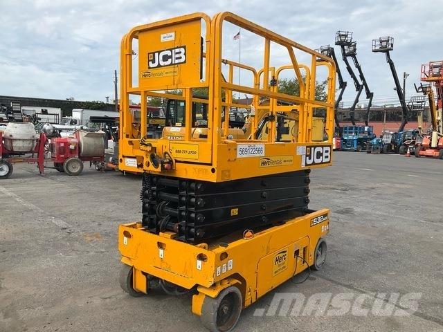 JCB S3246E Saxliftar