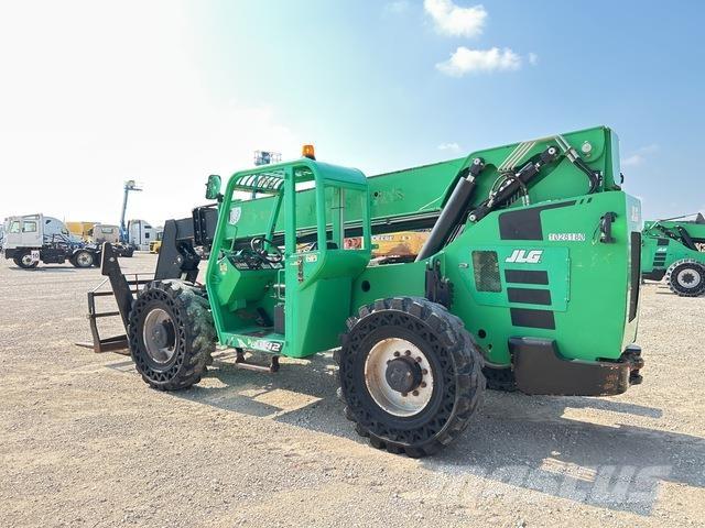 JLG 10042 Teleskoplastare