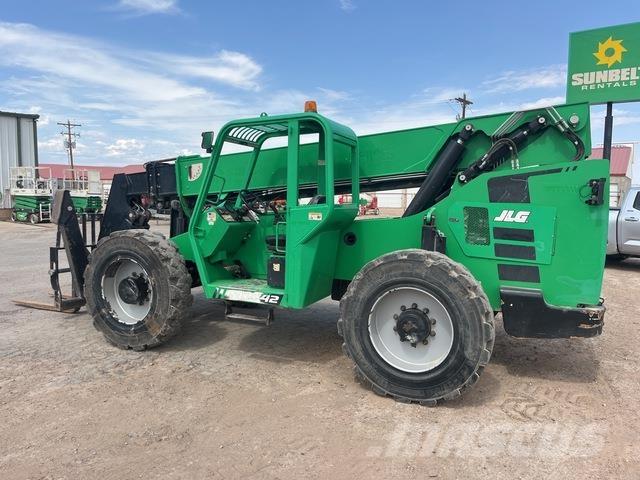 JLG 10042 Teleskoplastare