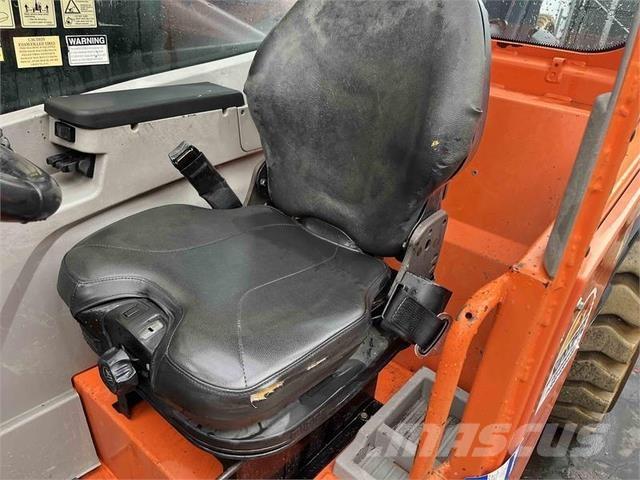 JLG 1055 Teleskoplastare