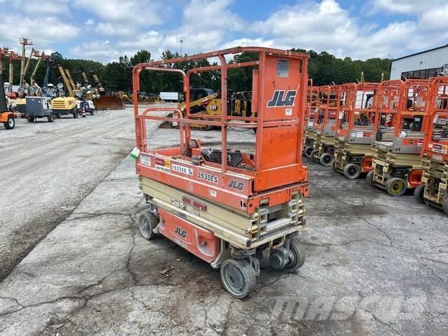 JLG 1930ES Saxliftar