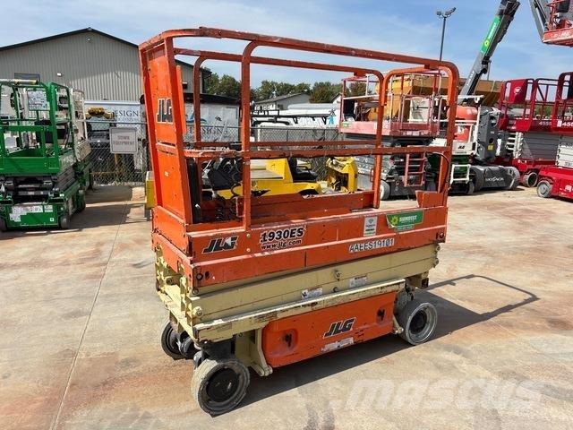 JLG 1930ES Saxliftar