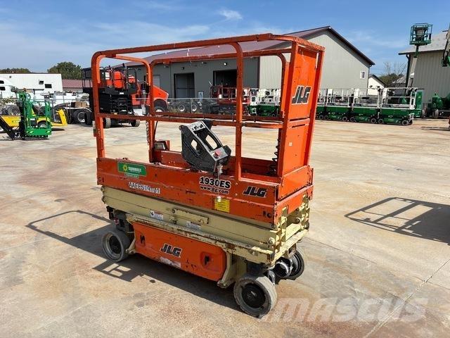 JLG 1930ES Saxliftar