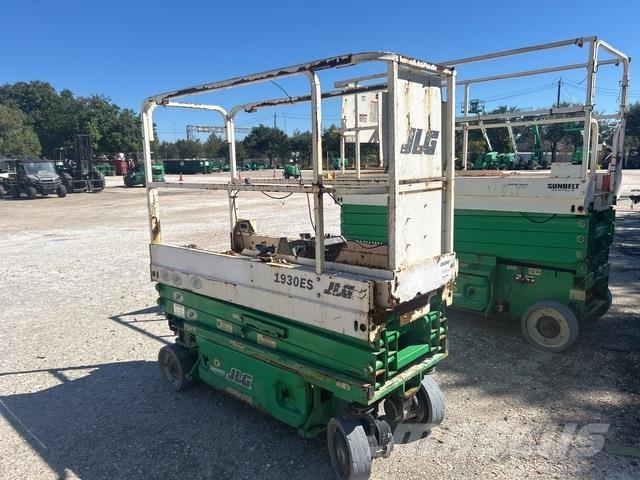 JLG 1930ES Saxliftar