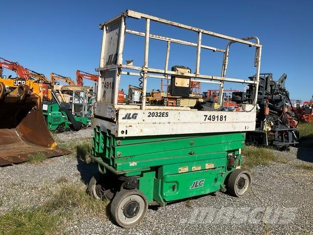 JLG 2032ES Saxliftar