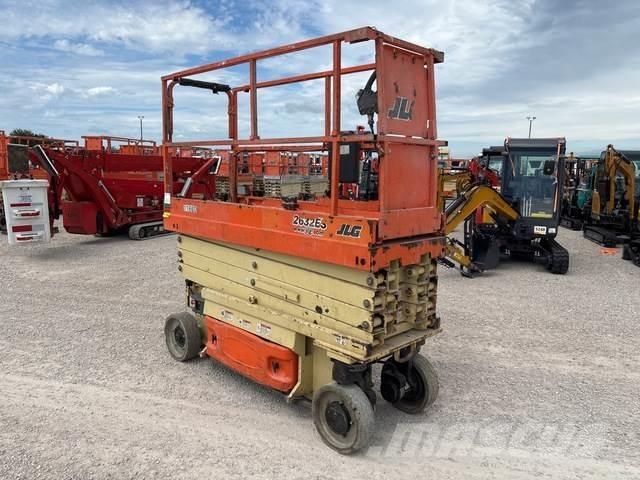 JLG 2632ES Saxliftar