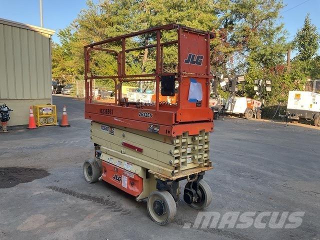 JLG 2632ES Saxliftar
