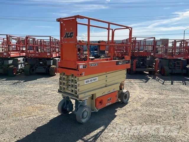 JLG 2632ES Saxliftar