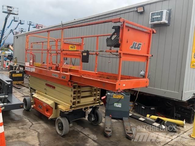 JLG 2646ES Saxliftar