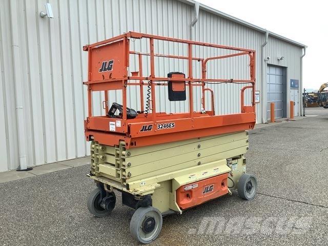 JLG 3246ES Saxliftar