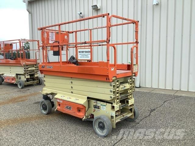 JLG 3246ES Saxliftar